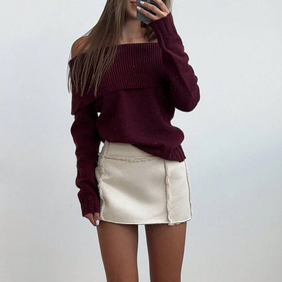 Burgundy Casual Women's Off-Shoulder Long-Sleeved Knitted Sweater - Picture 6 of 6